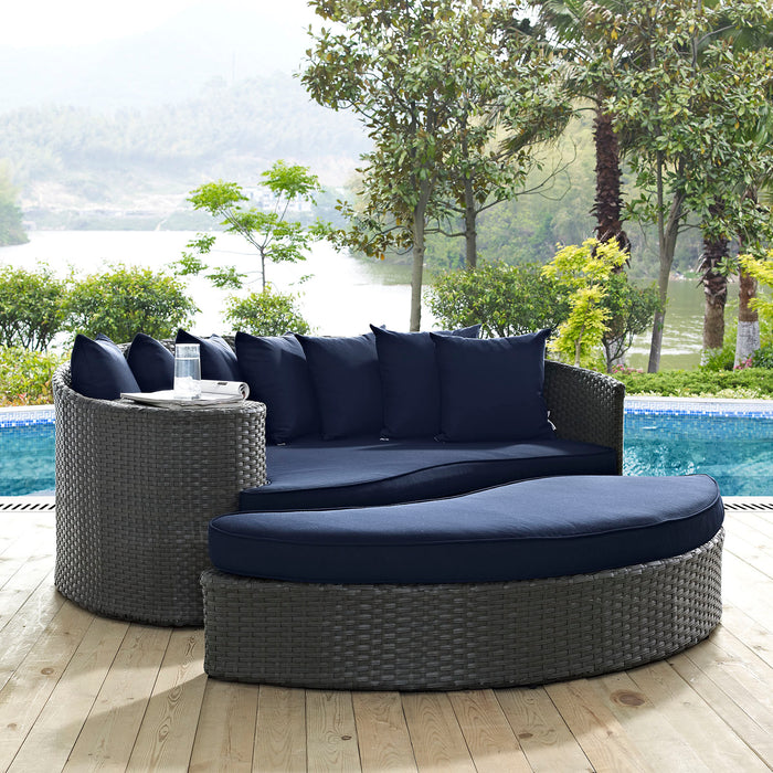 Sojourn Outdoor Patio Sunbrella� Daybed by Modway